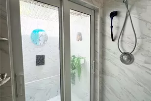 5378 Royal Palm Ave, Sarasota, FL 34234 - Photo 26