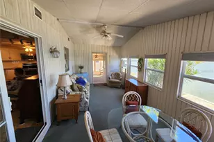 808 53rd Ave E, Bradenton, FL 34203 - Photo 8