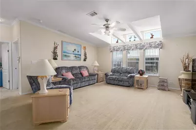 8424 Regal Way, Palmetto, FL 34221 - Photo 4