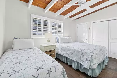 6006 Midnight Pass Road #15, Sarasota, FL 34242 - Photo 16