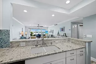 600 Sutton Pl, Longboat Key, FL 34228 - Photo 14