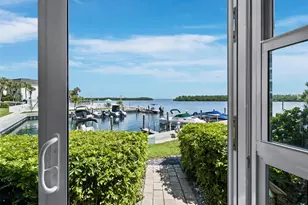 600 Sutton Pl, Longboat Key, FL 34228 - Photo 6