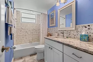 600 Sutton Pl, Longboat Key, FL 34228 - Photo 20