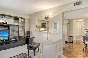 8779 Midnight Pass Rd, Sarasota, FL 34242 - Photo 18