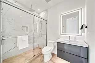 2327 Hillview St, Sarasota, FL 34239 - Photo 40