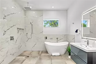 2327 Hillview St, Sarasota, FL 34239 - Photo 26