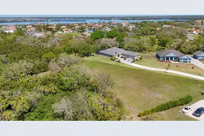 6104 8th Avenue Dr NE, Bradenton, FL 34212 - Photo 8