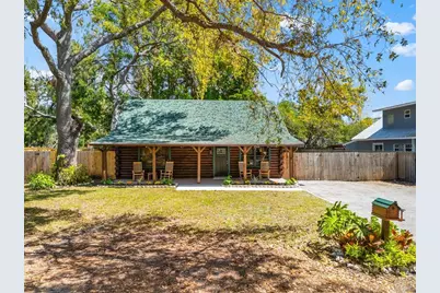 6811 6th Street W, Bradenton, FL 34207 - Photo 1