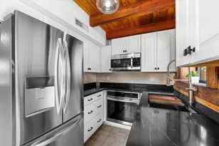 6811 6th St W, Bradenton, FL 34207 - Photo 20