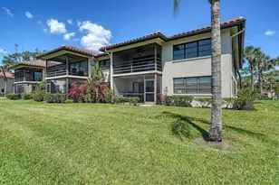 5630 Golf Pointe Dr, Sarasota, FL 34243 - Photo 30