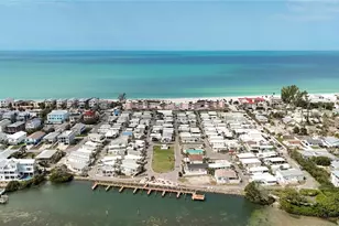 2601 Gulf Dr N, Bradenton Beach, FL 34217 - Photo 16