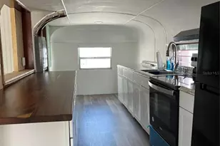 2601 Gulf Dr N, Bradenton Beach, FL 34217 - Photo 10