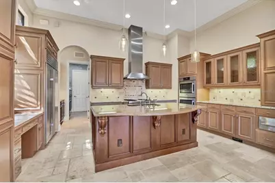 6211 Legends Boulevard, Bradenton, FL 34210 - Photo 10