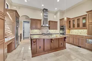 6211 Legends Blvd, Bradenton, FL 34210 - Photo 10