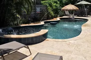 402 71st St, Holmes Beach, FL 34217 - Photo 38