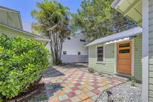 1679 Arlington St, Sarasota, FL 34239 - Photo 26