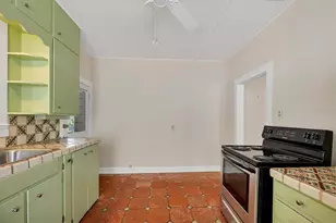 1679 Arlington St, Sarasota, FL 34239 - Photo 18