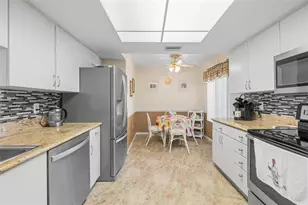 4453 46th Ave W, Bradenton, FL 34210 - Photo 10