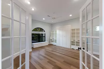 875 Siesta Key Circle, Sarasota, FL 34242 - Photo 4