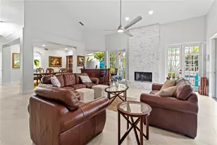 7782 Club Ln, Sarasota, FL 34238 - Photo 12