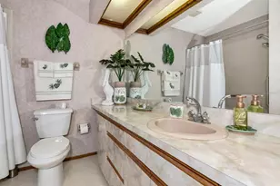 2070 59th St, Sarasota, FL 34243 - Photo 32