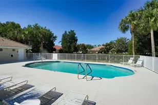 7609 Sweetbay Cir, Bradenton, FL 34203 - Photo 36