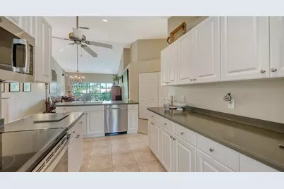 7609 Sweetbay Circle #7609, Bradenton, FL 34203 - Photo 22