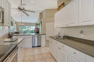7609 Sweetbay Cir, Bradenton, FL 34203 - Photo 22
