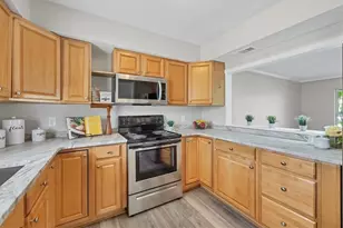 2403 Aspinwall St, Sarasota, FL 34237 - Photo 10