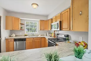 2403 Aspinwall St, Sarasota, FL 34237 - Photo 8