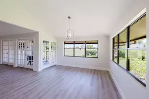 5604 Doral Dr, Sarasota, FL 34243 - Photo 24