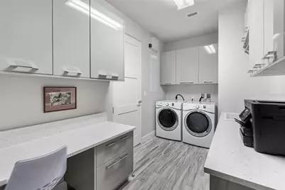 4765 Gulf Of Mexico Drive #B202, Longboat Key, FL 34228 - Photo 46