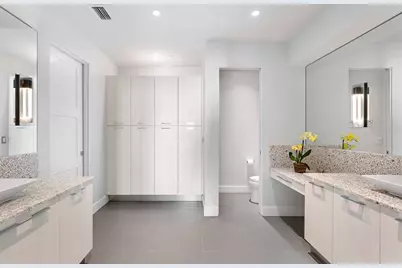 4765 Gulf Of Mexico Drive #B202, Longboat Key, FL 34228 - Photo 34