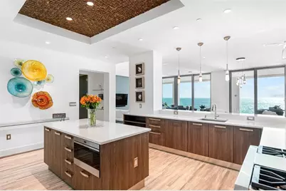 4765 Gulf Of Mexico Drive #B202, Longboat Key, FL 34228 - Photo 8