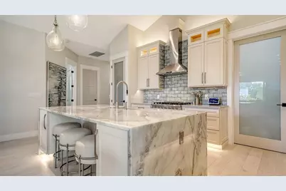 5930 Briarwood Avenue, Sarasota, FL 34231 - Photo 24