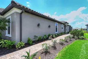 4708 Motta Ct, Bradenton, FL 34211 - Photo 2