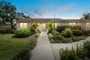 7205 Wood Creek Dr, Sarasota, FL 34231 - Photo 32