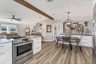 5707 45th St E, Bradenton, FL 34203 - Photo 6