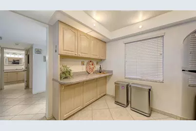 2675 Gulf Of Mexico Drive #403, Longboat Key, FL 34228 - Photo 22