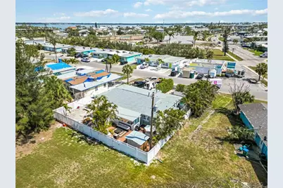 424 62nd Street, Holmes Beach, FL 34217 - Photo 54