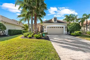 11716 Strandhill Ct, Lakewood Ranch, FL 34202 - Photo 8