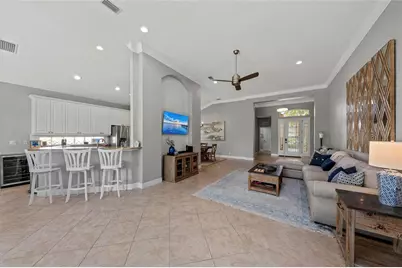 11716 Strandhill Court, Lakewood Ranch, FL 34202 - Photo 18