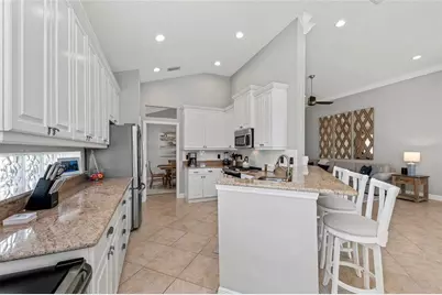 11716 Strandhill Court, Lakewood Ranch, FL 34202 - Photo 22