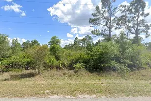 1266 Burbeck St, Fort Myers, FL 33913 - Photo 1