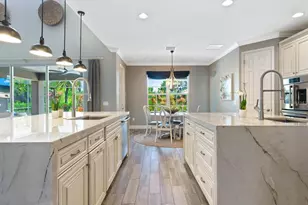 5742 Hydrangea Cir, Sarasota, FL 34238 - Photo 12