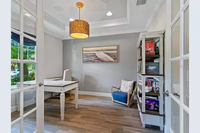 5742 Hydrangea Circle, Sarasota, FL 34238 - Photo 16