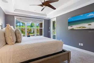 5742 Hydrangea Cir, Sarasota, FL 34238 - Photo 20