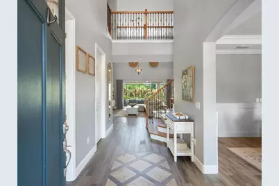 5742 Hydrangea Circle, Sarasota, FL 34238 - Photo 6