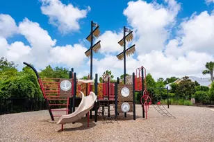 5742 Hydrangea Cir, Sarasota, FL 34238 - Photo 46