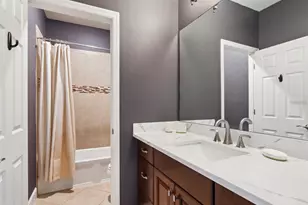 5742 Hydrangea Cir, Sarasota, FL 34238 - Photo 30